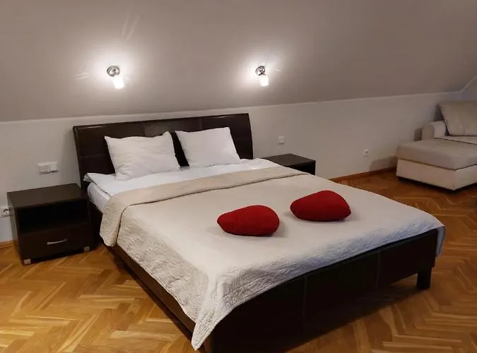 Old Town Apartment, Uus 28 شقة *